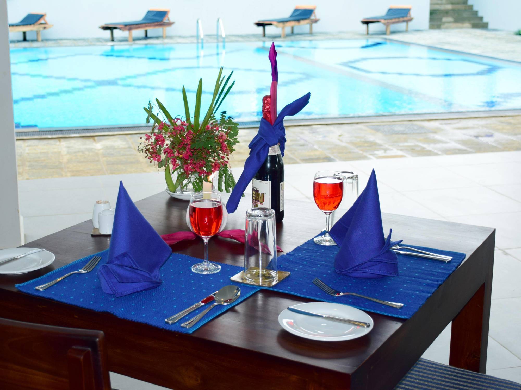 The Blue Wave Hotel Arugam Bay Dış mekan fotoğraf
