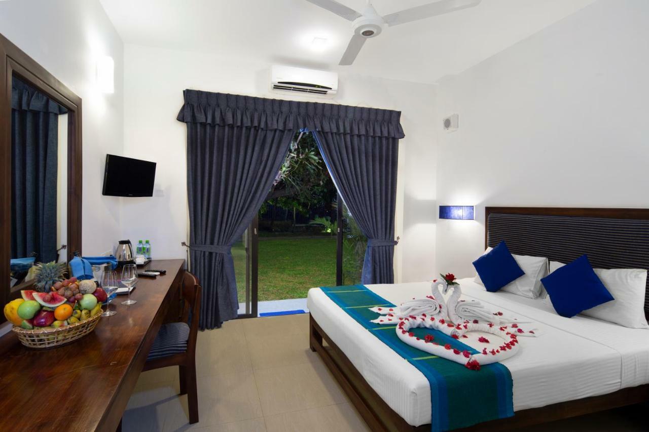 The Blue Wave Hotel Arugam Bay Dış mekan fotoğraf