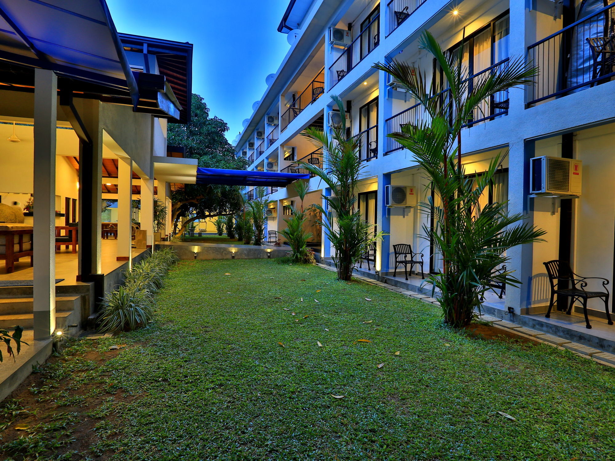 The Blue Wave Hotel Arugam Bay Dış mekan fotoğraf
